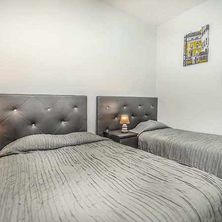 Apartamentos Lux Dinastia リスボン エクステリア 写真