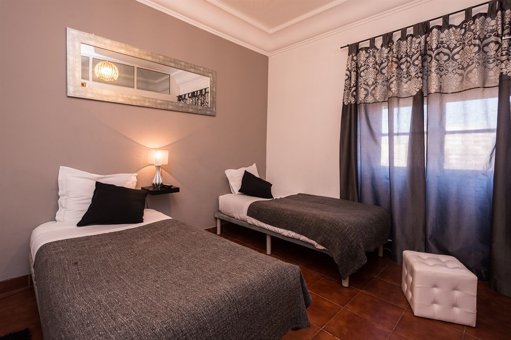 Apartamentos Lux Dinastia リスボン エクステリア 写真